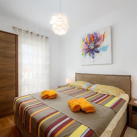 Apartment Ares 13 In Umag Center Exteriör bild