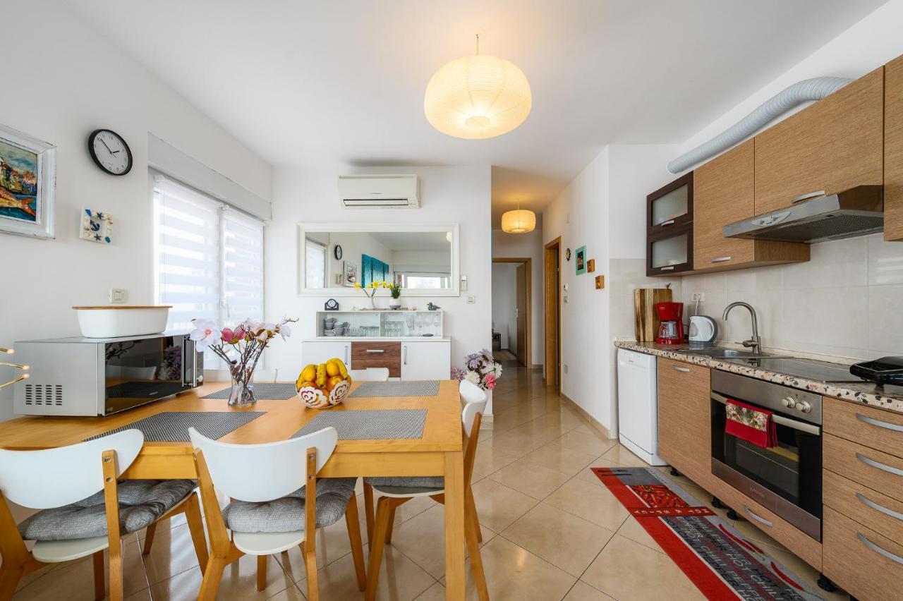 Apartment Ares 13 In Umag Center Exteriör bild