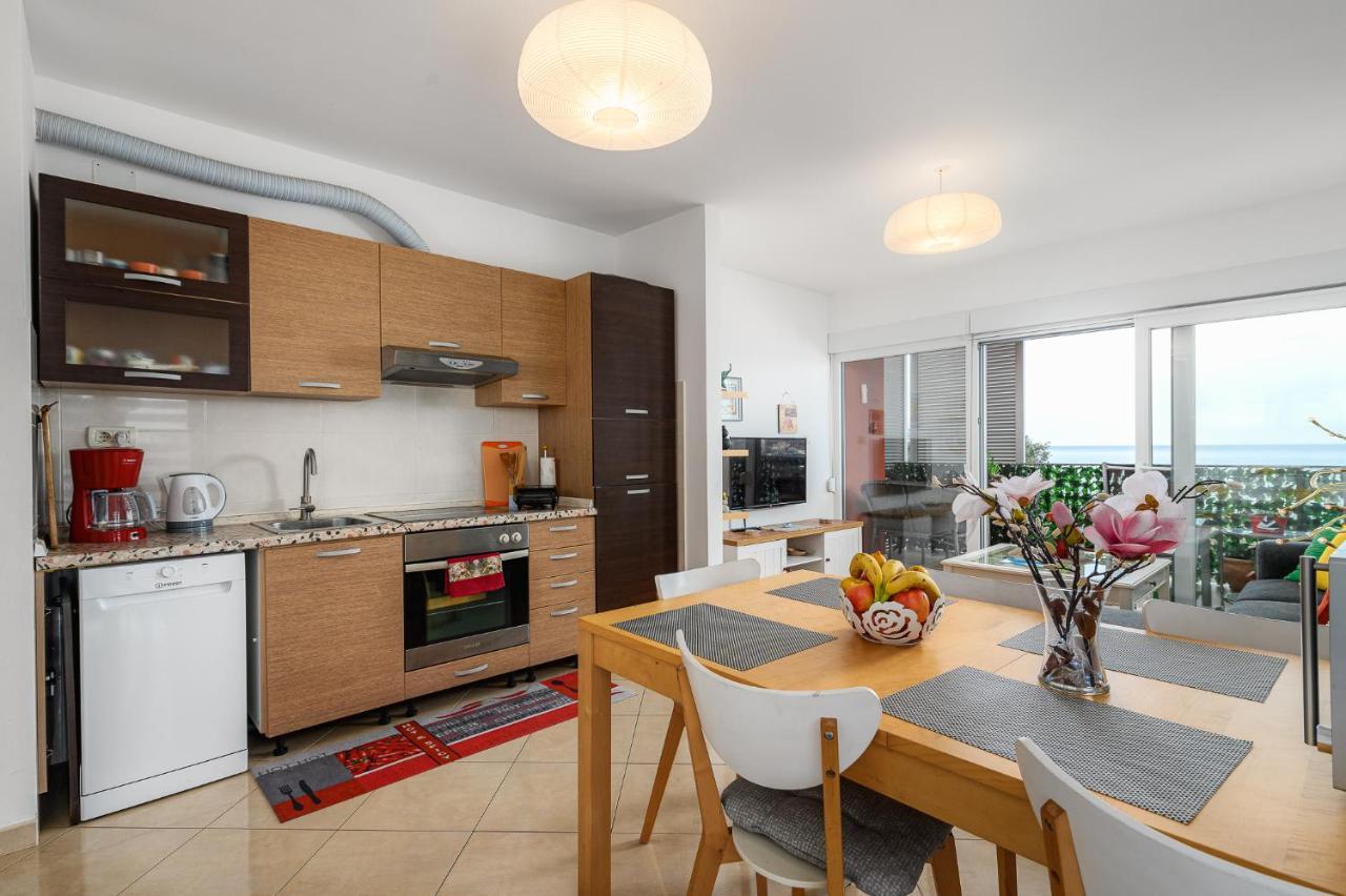 Apartment Ares 13 In Umag Center Exteriör bild